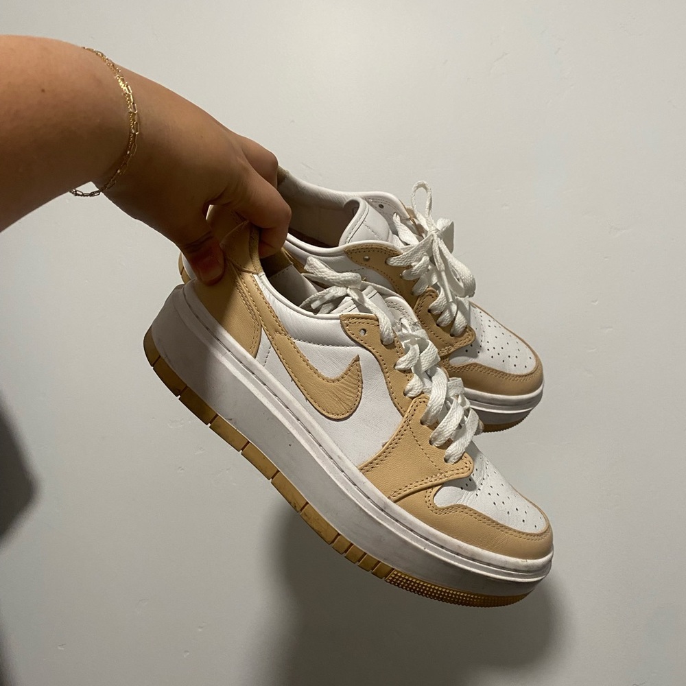 Jordan 1 platform low